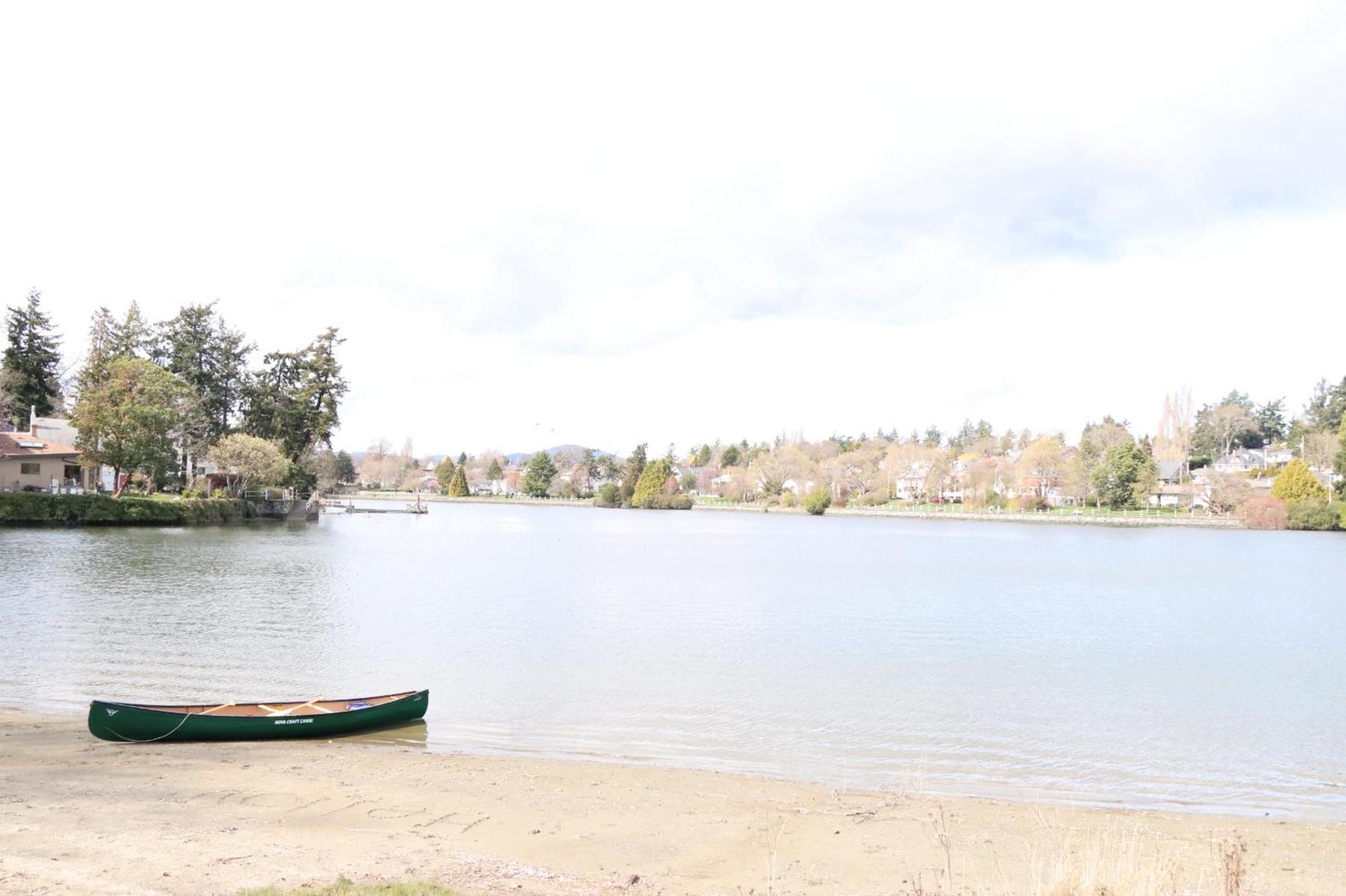 Lipton Place By Elegant Waterfront Esquimalt 外观 照片