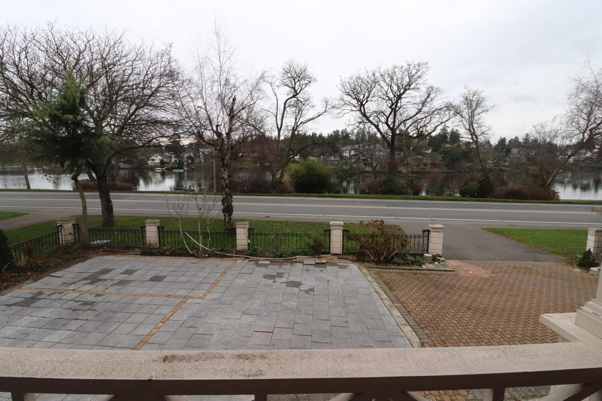 Lipton Place By Elegant Waterfront Esquimalt 外观 照片